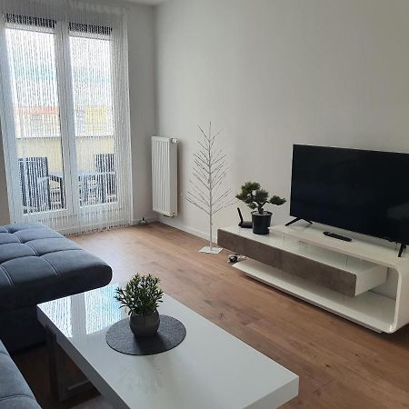 Smarte Dachgeschosswohnung Mit 2 Terrassen Direkt Am Hauptbahnhof Wien Eksteriør billede